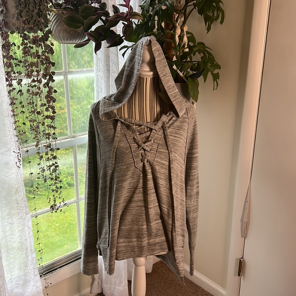Lucky brand lace up hoodie Grey, size XL